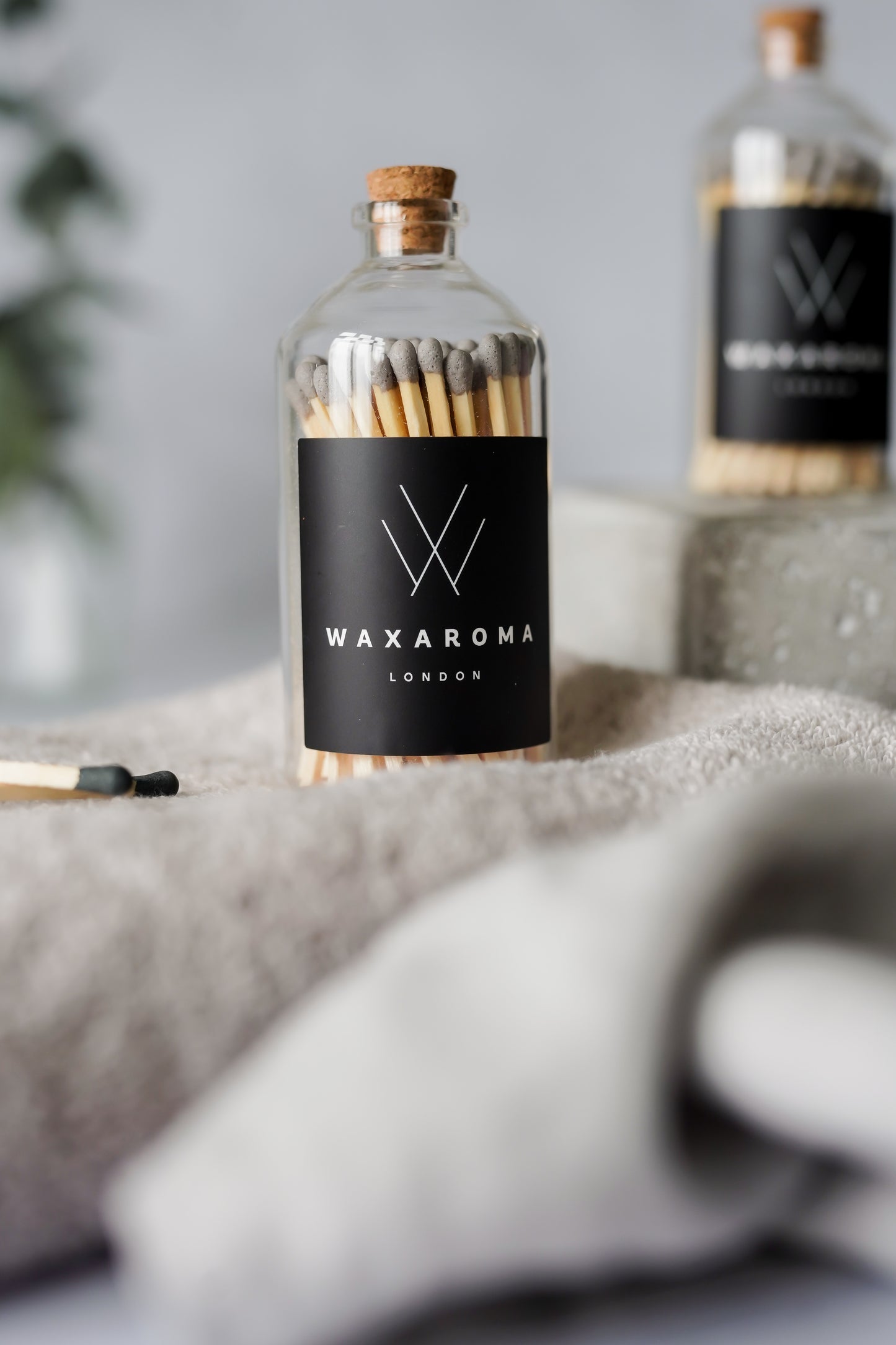 Apothecary Jar Coloured Matches